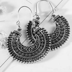 Bohemian Fashion Style Hollow Hook Earrings/Alloy